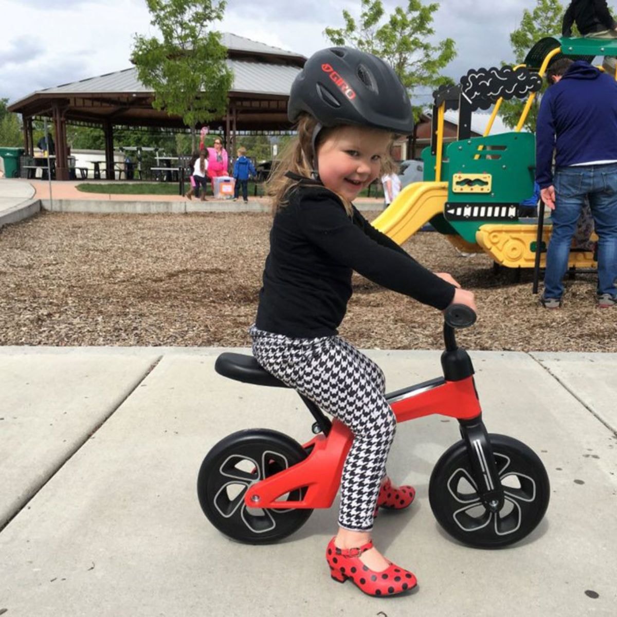 Bicicleta fara pedale, Qplay Tech, Negru, 10 inch