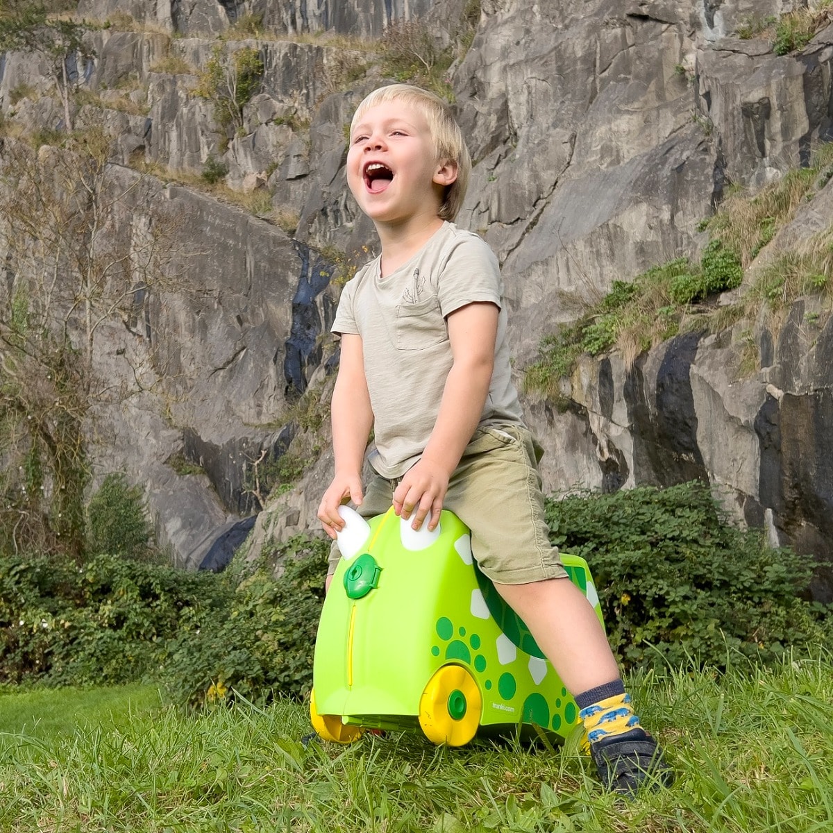 Valiza pentru copii, Trunki, Dinozaurul