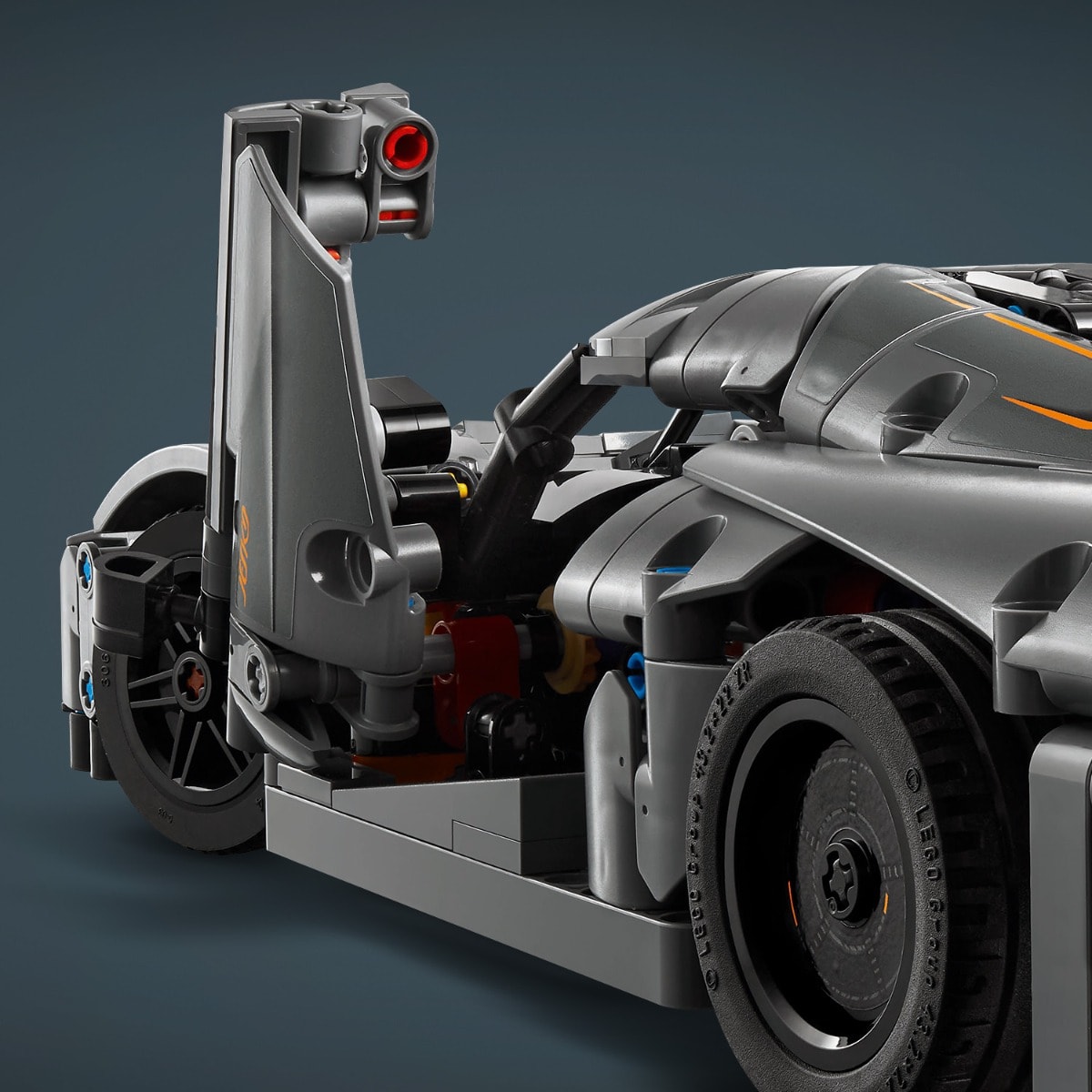 LEGO® Technic - Hipermasina Koenigsegg Jesko Absolut gri (42173)