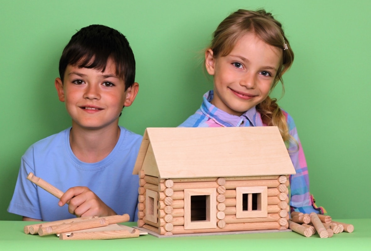 Set de constructie arhitectura, Walachia, Vario Suitcase, 72 piese din lemn